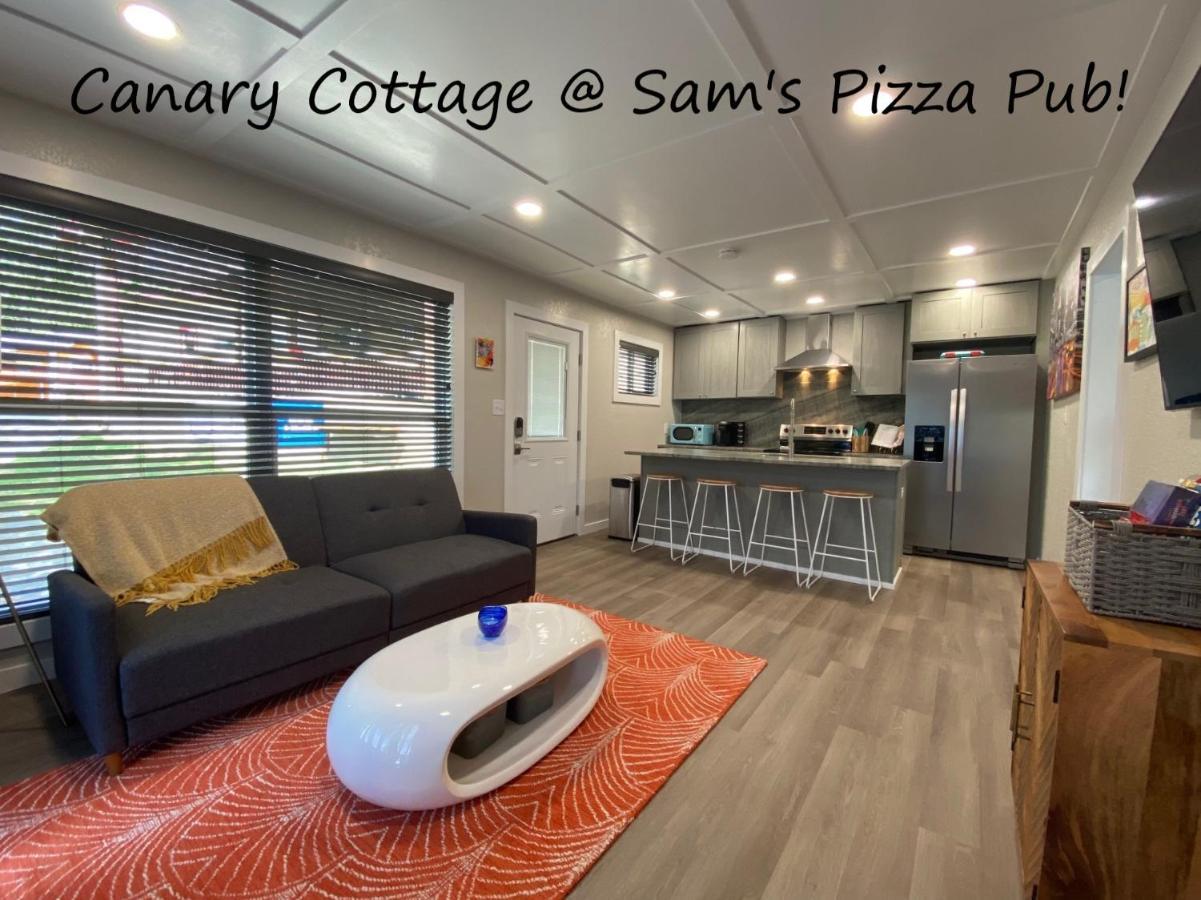 Canary Lake Cottage W/Hot Tub At Sam'S Pizza Hot Springs Eksteriør bilde